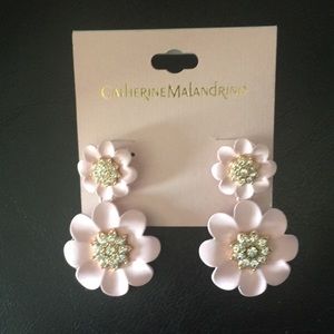 Catherine Malandrino 2 tier 3 D Pink Flowers Cryst